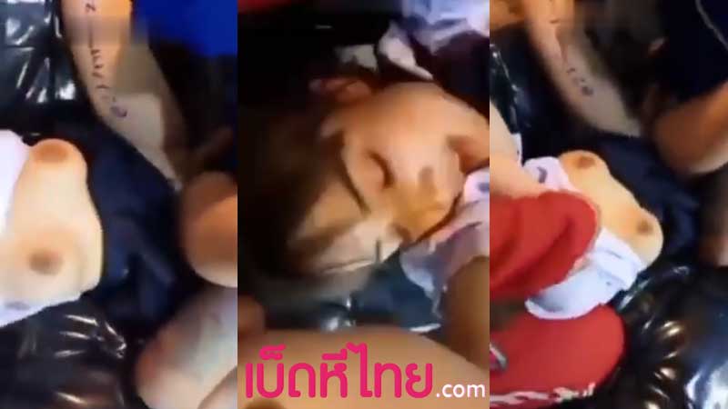 คลิปหลุดนักเรียน วัยรุ่นมอมเหล้าเพื่อนจับเย็ดคาชุดxxx รุมโทรมข่มขืนสาวมัธยมน่ารักนมใหญ่ โดนเย็ดหีร้องลั่น จับมัดมือสลับกันเย็ดจนน้ำแตก