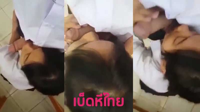 คลิปหลุดนักเรียน อมควยในห้องเรียนตอนทำเวรเย็น XXX น้องจับควยเต็มมือ ชักว่าวก่อนแล้วค่อยดูด ครูเดินมาเลยได้แค่อม เกือบจะแตกอยู่แล้ว